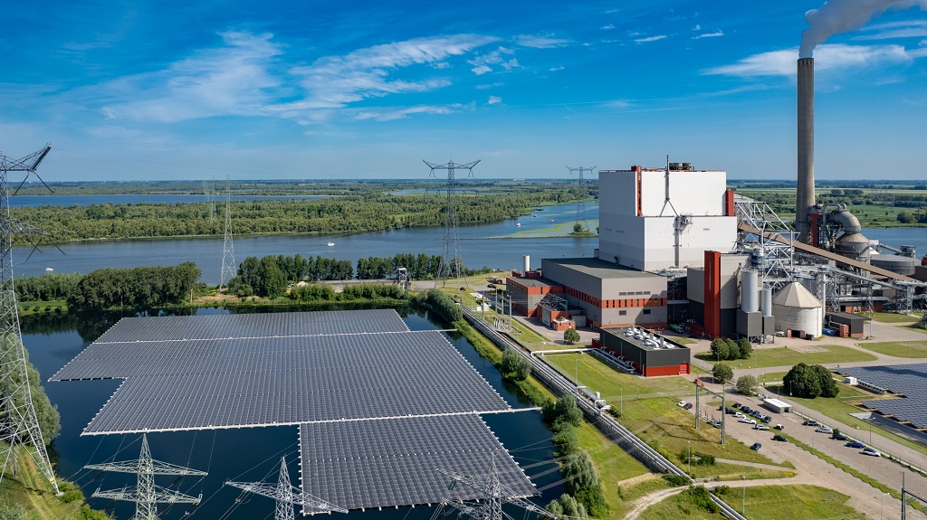 Floating PV Anlage Kraftwerk Amer Niederlande