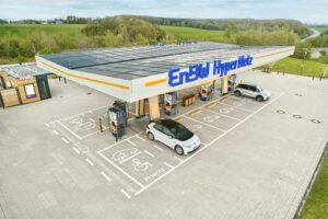 Die EnBW hat nach eigenen Angaben als erstes Unternehmen den Meilenstein von 5.000 öffentlichen Schnellladepunkten in Deutschland erreicht. (Quelle: EnBW, Fotograf: Endre Dulic)