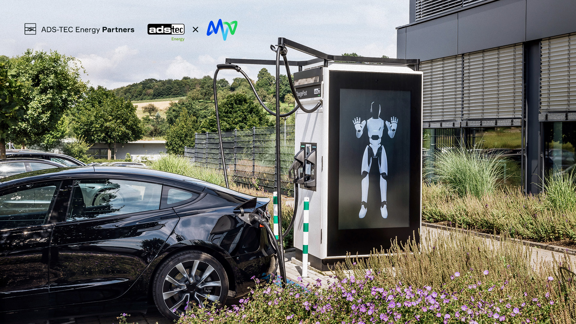 Symbolbild: ADS-TEC Energy und MVV realisieren gemeinsam mehr als drei Dutzend Schnellladelösungen an deutschen Standorten des Müller-Handelskonzerns (Bild: ADS-TEC Energy Europe)