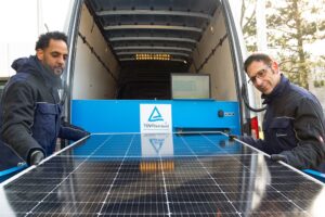 TÜV Rheinland Mobile Solar Lab Fahrzeug