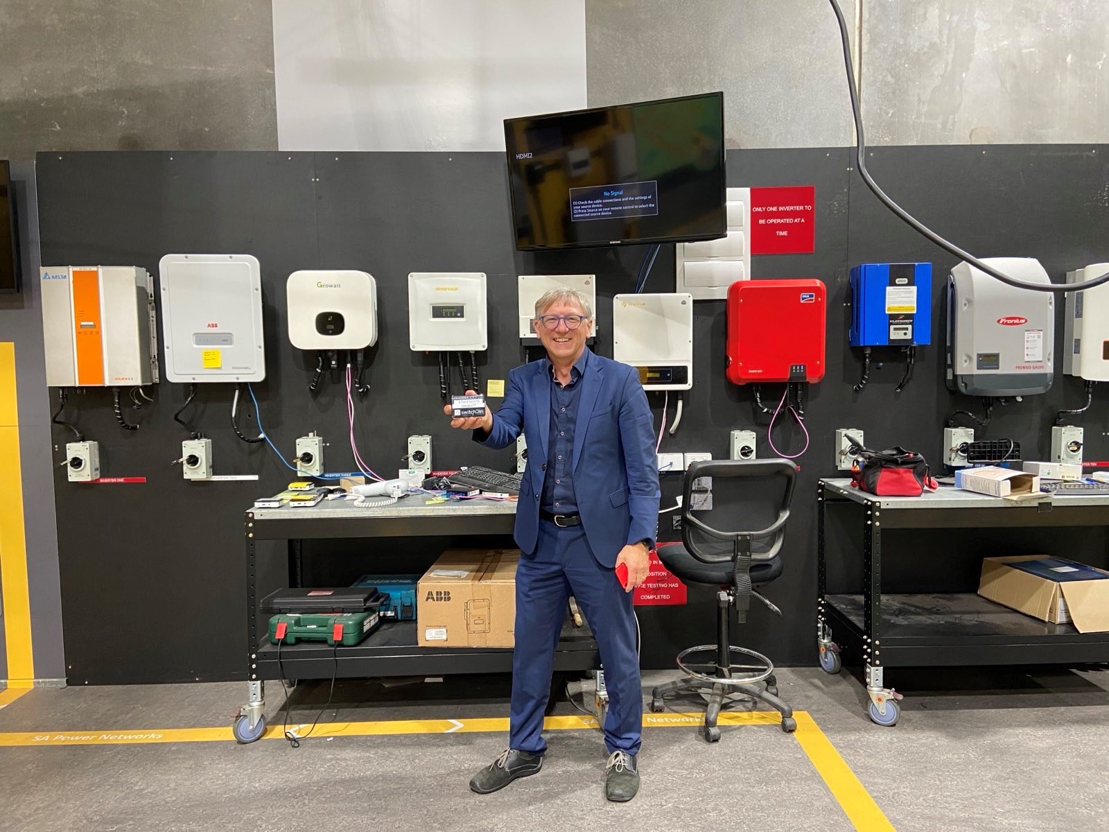 Projektleiter Professor Gerd Heilscher im Network Innovation Center in Adelaide. (Bild: THU)