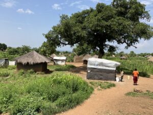 Geflüchtetenunterkünfte im Bidibidi refugee settlement in Uganda. (Bild: FG CEACC)